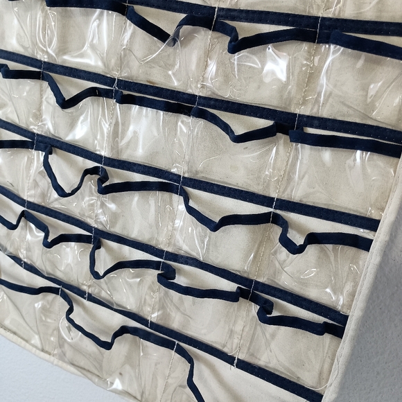 2 PC Set Lillian Vernon 66 Pocket Hanging Organizer - Picture 6 of 6